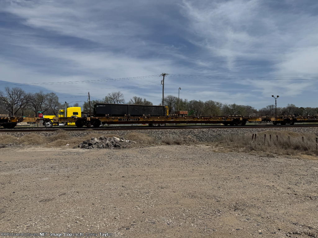 PTTX 136171